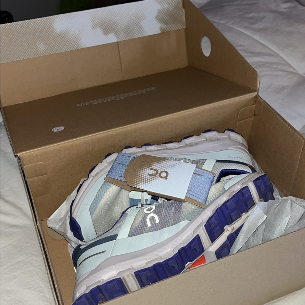 On Running VR Headset - White Women